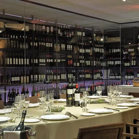Ibai Hotel 4*
